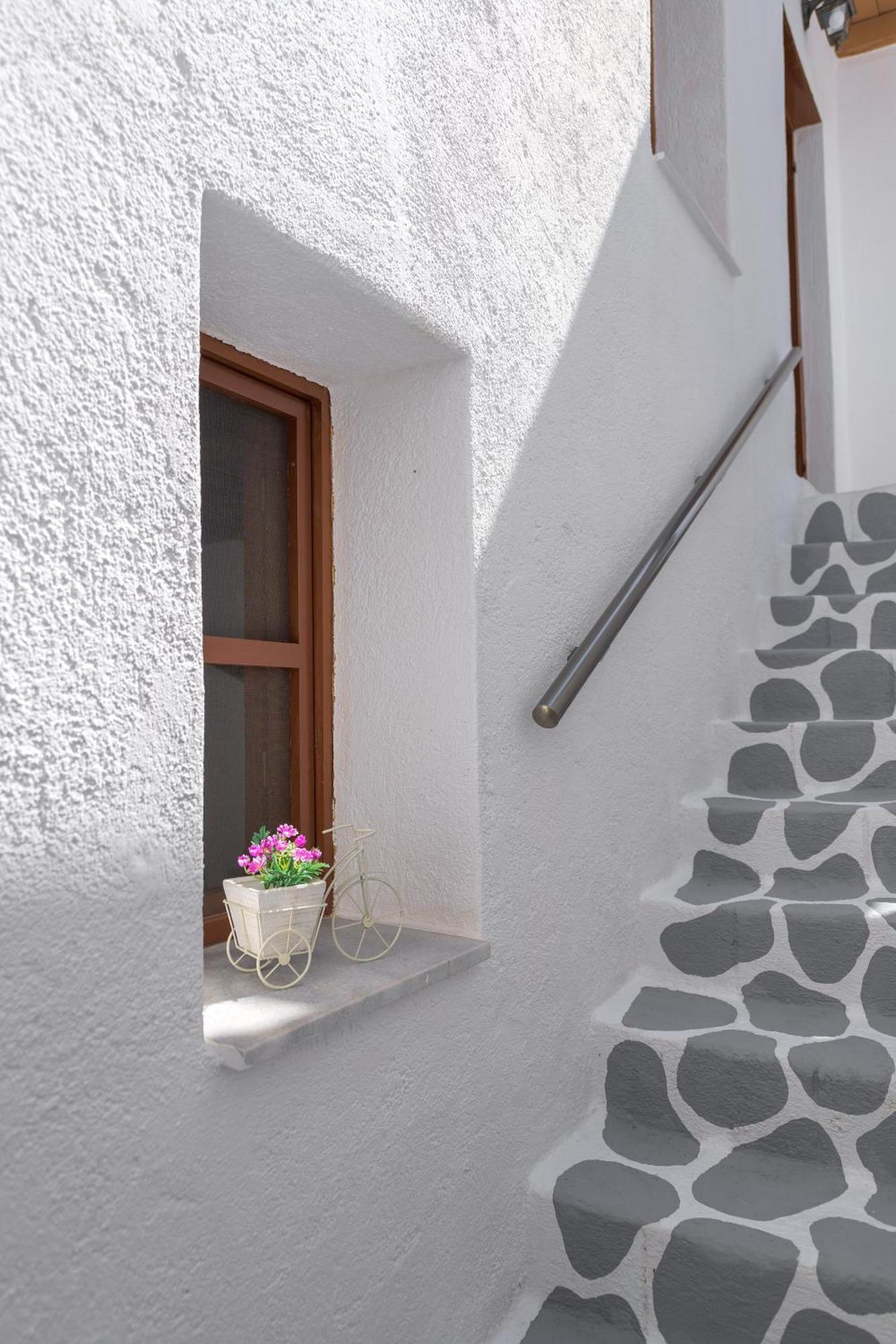 Rustic Self-Inn Rhodes City Kültér fotó